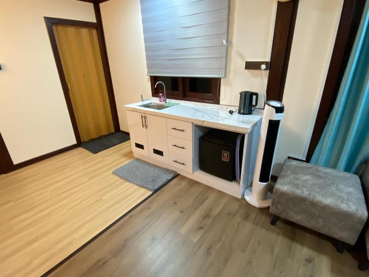 Tts Staycation Chalet Kampung Penarik Eksteriør billede