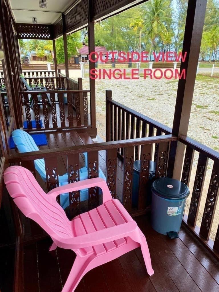 Tts Staycation Chalet Kampung Penarik Eksteriør billede